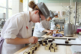 Become a professional baker or pastry chef